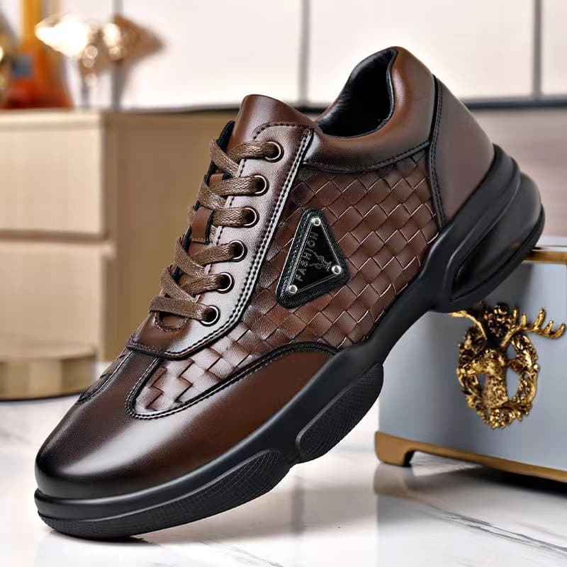 Men's Leather Casual Sneakers for Spring and Autumn, Low-Top Lace-Up Lightweight Breathable Comfortable Business Shoes