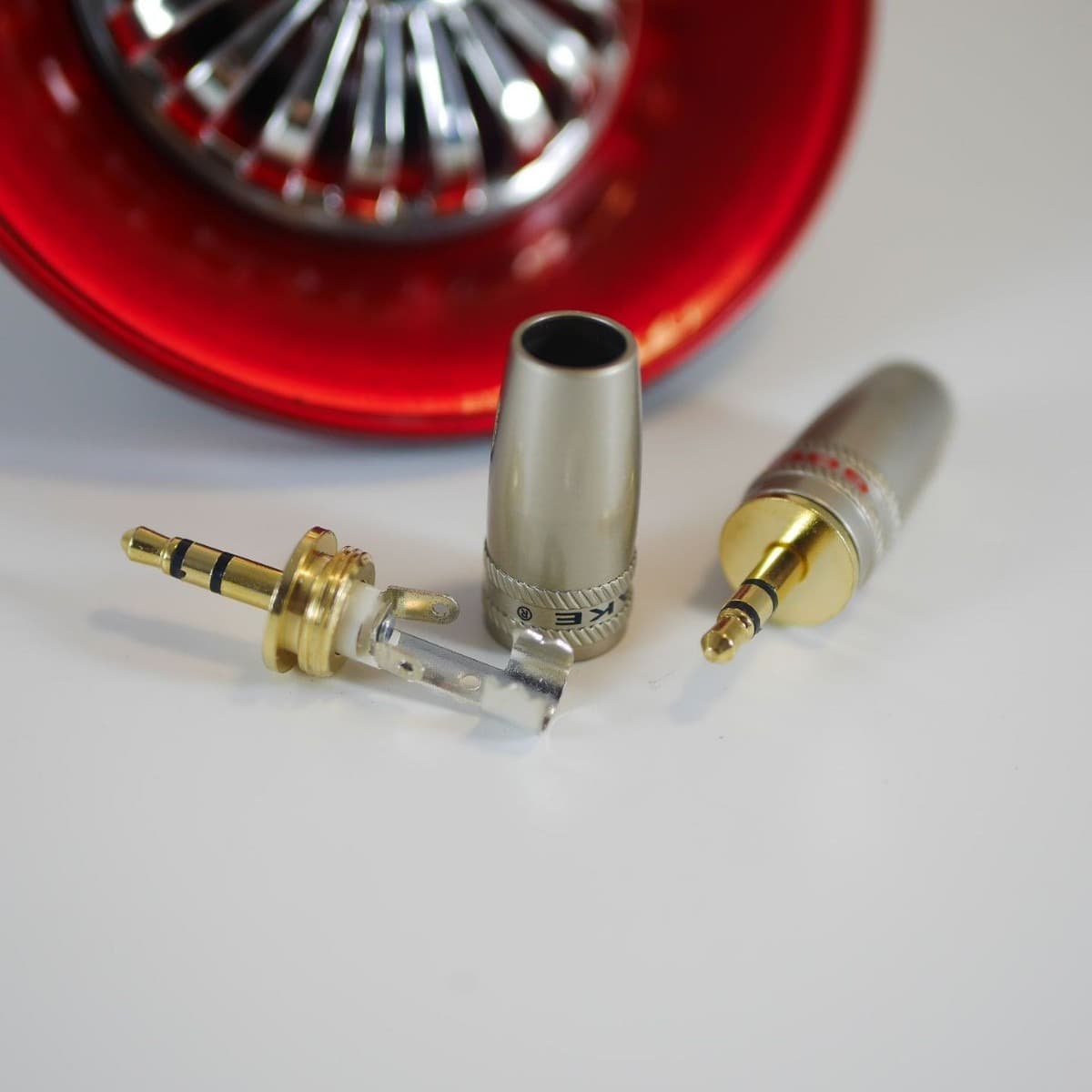 Supply High-Quality 3.5mm Pure Copper Gold-Plated Plug Headphone Phone Computer 3-Pole Connector 3.5 Stereo Solder Type