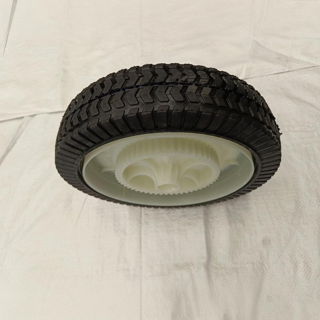 Qingdao Manufacturer Wholesale 11x2 Lawn Mower Drive Wheel Light Yellow Plastic Spoke Semi-Hollow Wheel Rubber Tool Wheel