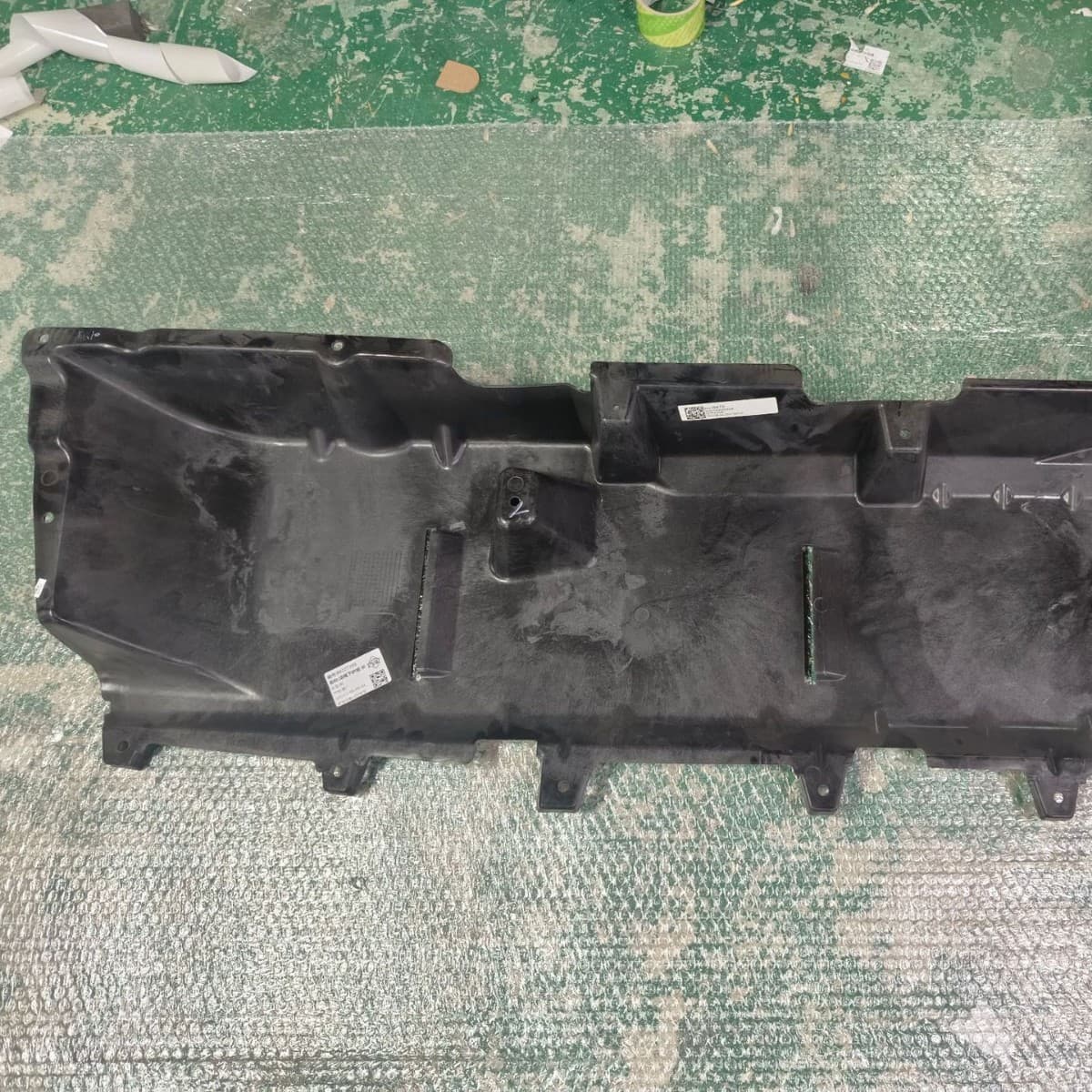 Lower Body Panel for Chevrolet Equinox 84227359 23372235