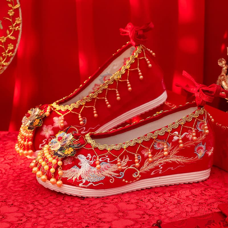 Appearance Ming-made antique red Chinese-style Hexiu clothing wedding Hanfu wedding shoes ancient costume bride beige champagne color embroidered shoes
