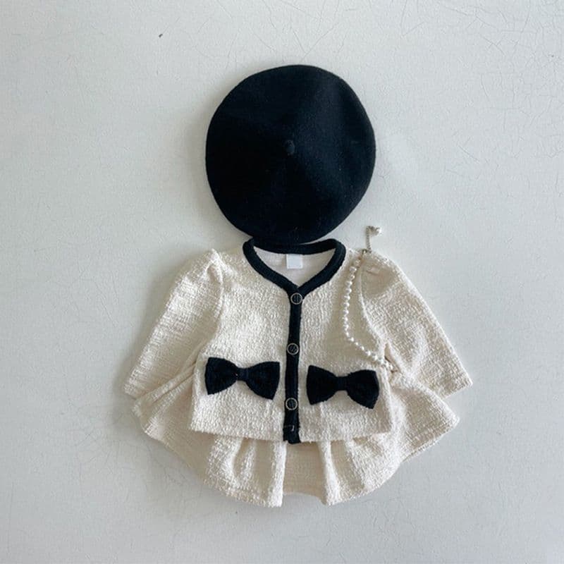 Korean version of baby autumn suit, category a, new style, versatile, baby style, autumn style, two-piece set of princess clothes