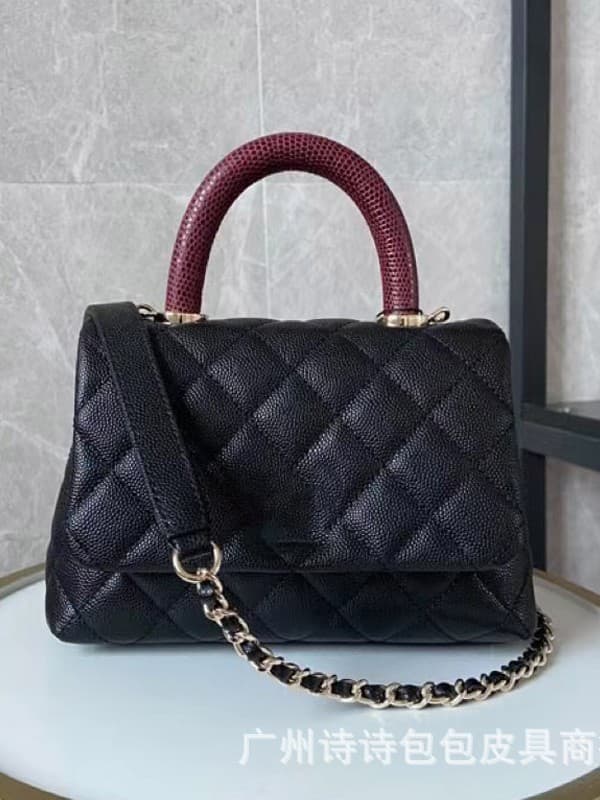Chanel-style Coco Handle handbag, caviar leather shoulder bag, diamond-quilted chain bag, premium feel