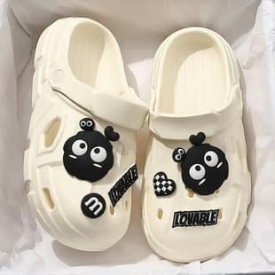 Men's Clog Shoes Thick Sole 2025 New Anti-Slip Men's Summer Medical Breathable Toe-Cover Beach Slippers Women Wholesale