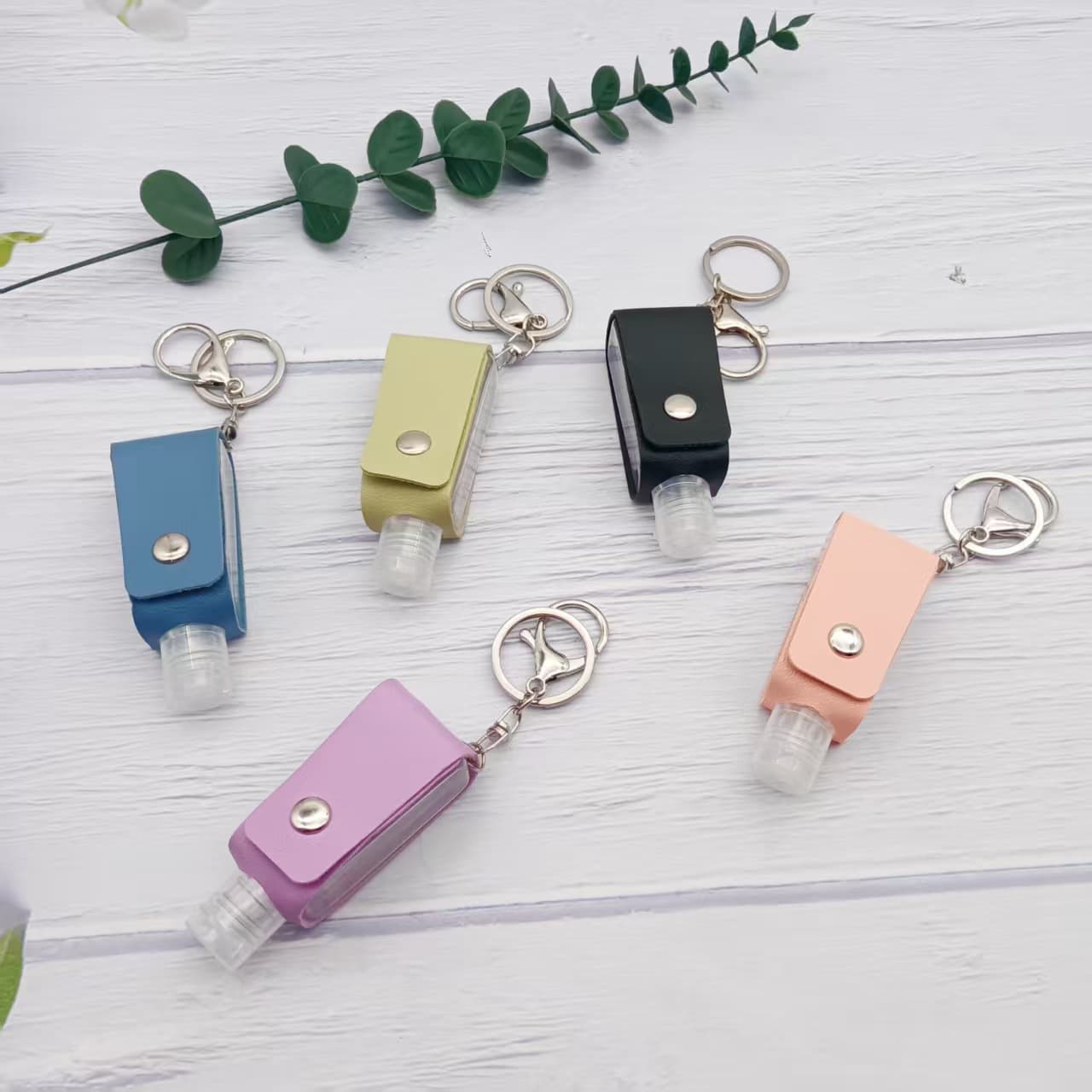 Portable PU Leather Keychain Pendant Hand Sanitizer Holster Disinfectant Hand Sanitizer Bottle Holster Hot Style In Stock