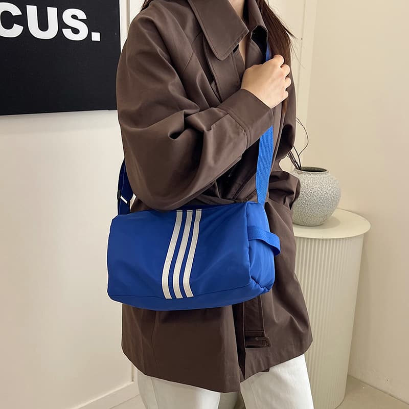 Niche Pillow Bag Simple and Stylish Toast Sports Bag New Spring and Autumn Crossbody Bag for Women Underarm Shoulder Bag Wholesale