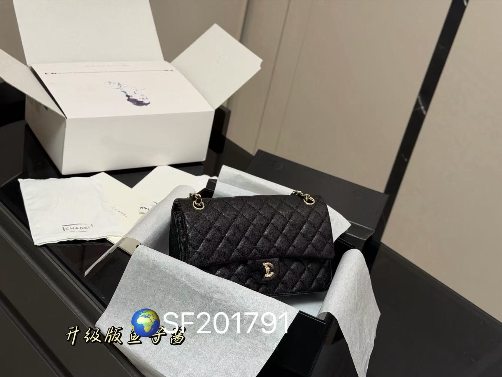 2025 New Quilted Chain Women's Bag Genuine Leather Shoulder Crossbody Bag with Logo, Versatile Urban Minimalist