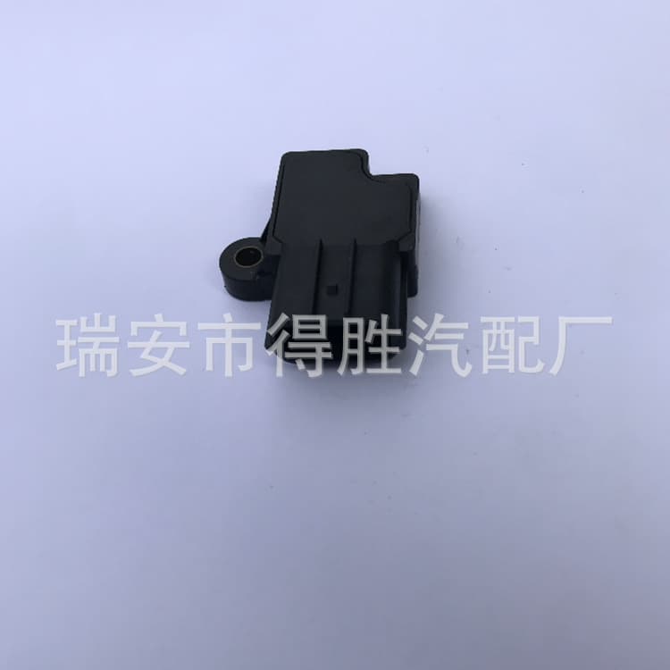 Rui'an Desheng Auto Parts supplies high-quality ignition module DS-054 MM122 automotive ignition module