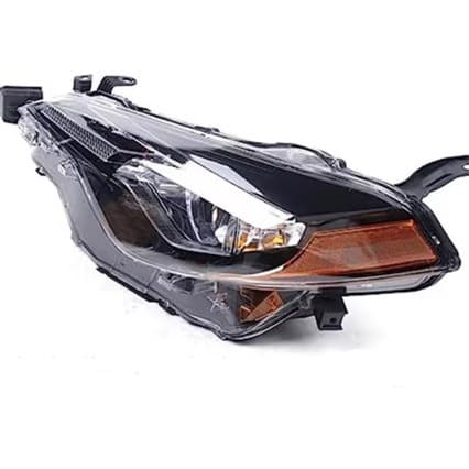 Suitable for Toyota Corolla 2017-2019 Headlight Le American Version 81150-02m70