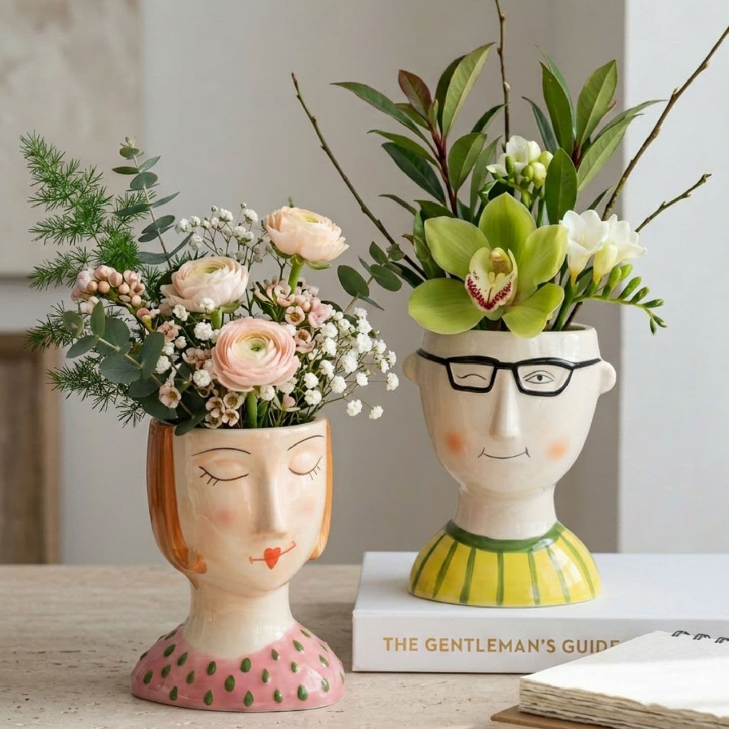 Readtu Nordic Creative Cute Hand-Painted Face Ceramic Vase for Living Room Table Flower Arrangement Decoration