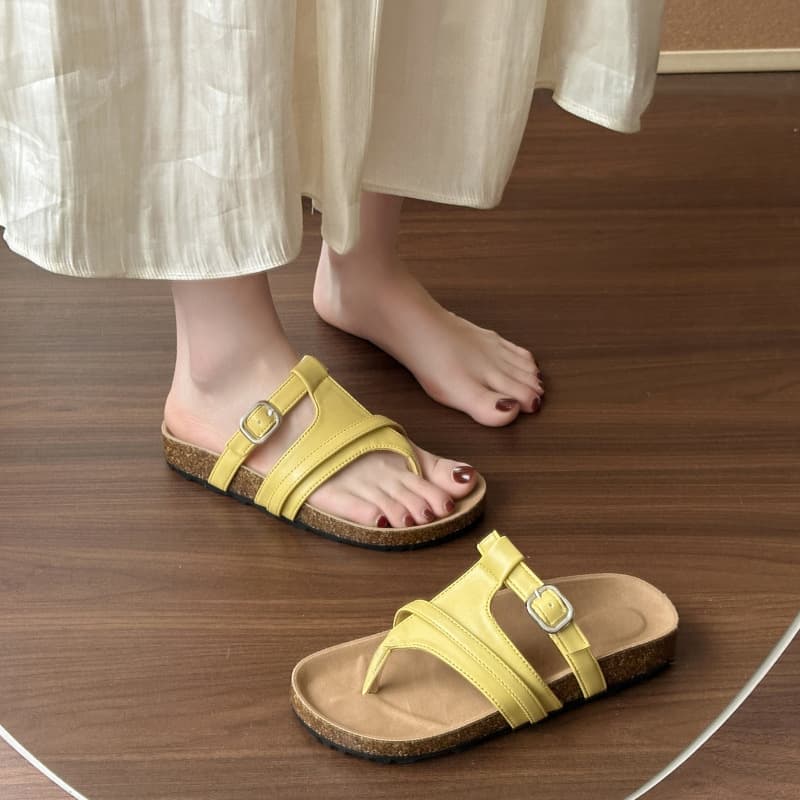 Women's Beach Slippers, Summer Outdoor Wear, Thick-Soled 2026 New Model, Trendy Thong Sandals to Match with Skirts, Soft-Soled Birkenstock-Style Slippers
