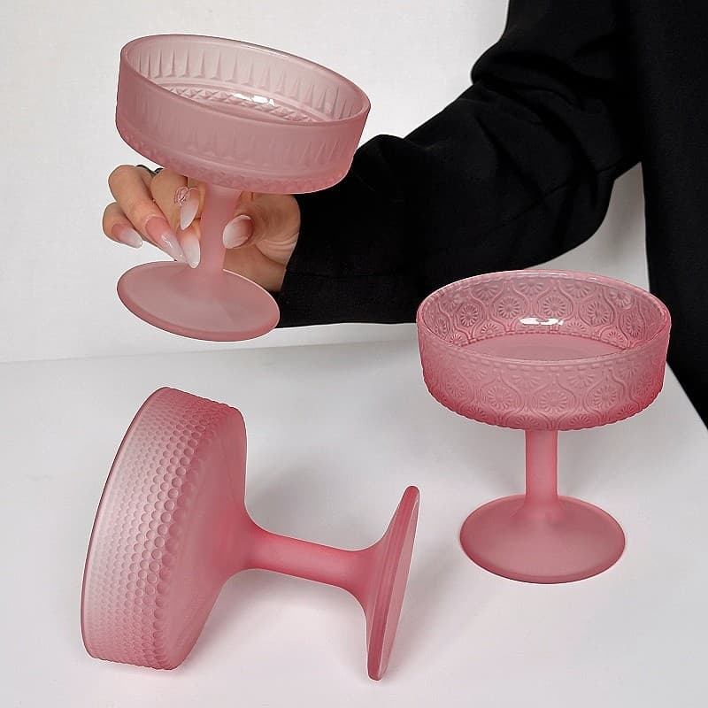 Retro frosted powder embossed glass cup, high-looking cocktail cup, champagne cup, goblet, pudding cup, dessert cup