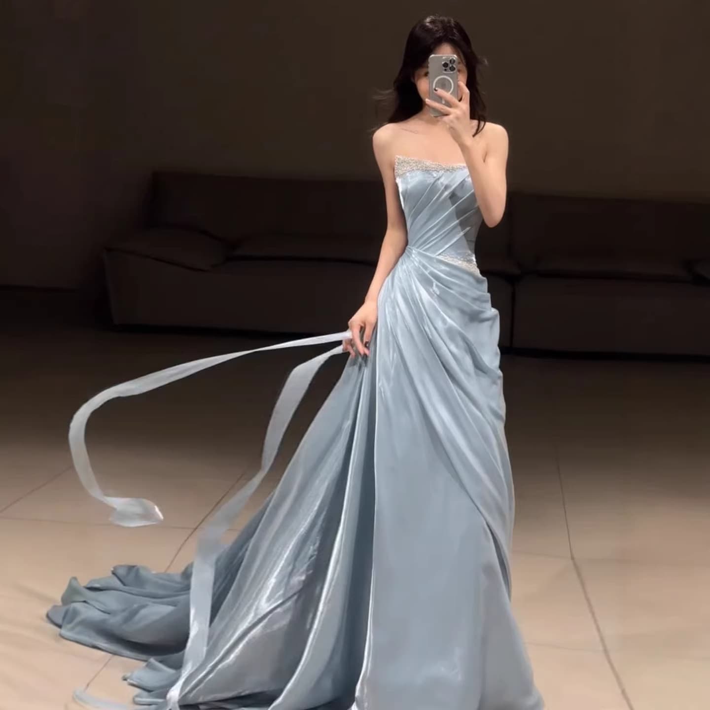 Strapless Evening Gown Elegant Host Banquet High-Quality Satin Wedding Toast Dress Stunning Bridal Morning Robe Women