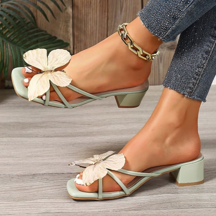 Cross-Border Women's Shoes Large Size 2026 Summer New Square Heel Butterfly Chunky Heel Mid-Heel Open-Toe One-Strap Slippers