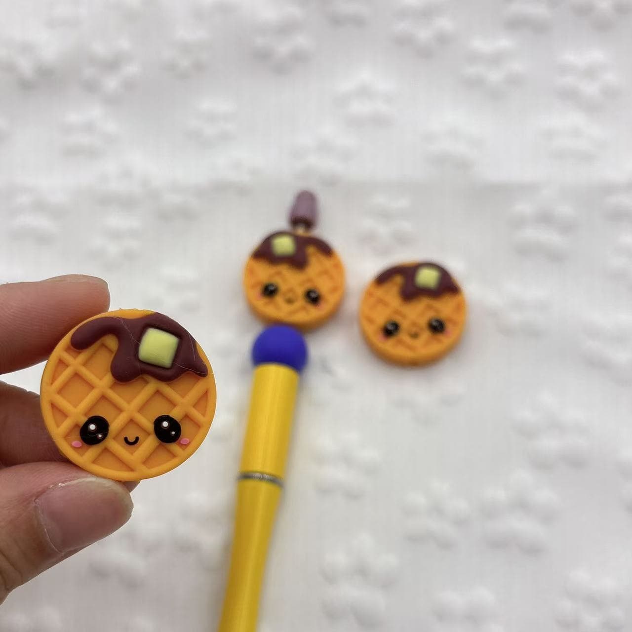 Cross-Border Hot-Selling New Product 3D Stereo Silicone Cute Cartoon Dyi Beads Factory Wholesale Ready-Made Waffles