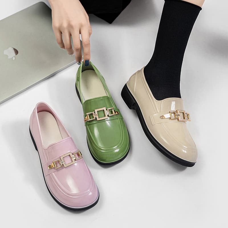 Fashionable Women's Rain Boots, Pretty Jelly Student Shoes, Waterproof and Wear-Resistant Rain Boots, Thick-Soled Kitchen Rubber Shoes, Versatile for Outdoor Wear