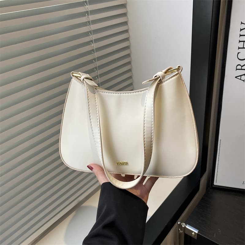 Fashion Women's Bag 2025 Summer New Trendy French Underarm Bag Simple Textured Baguette Bag Niche Small Square Bag