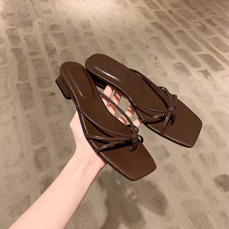 New Summer French Square-Toe Thin-Strap Hollow Toe Clip-On Chunky Heel Flat Sandals for Women
