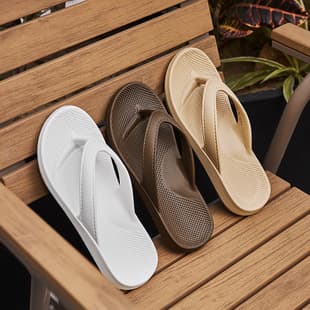 EVA Flip Flops for Women, Beach Sandals with Arch Support, Indoor and Outdoor Summer Slippers