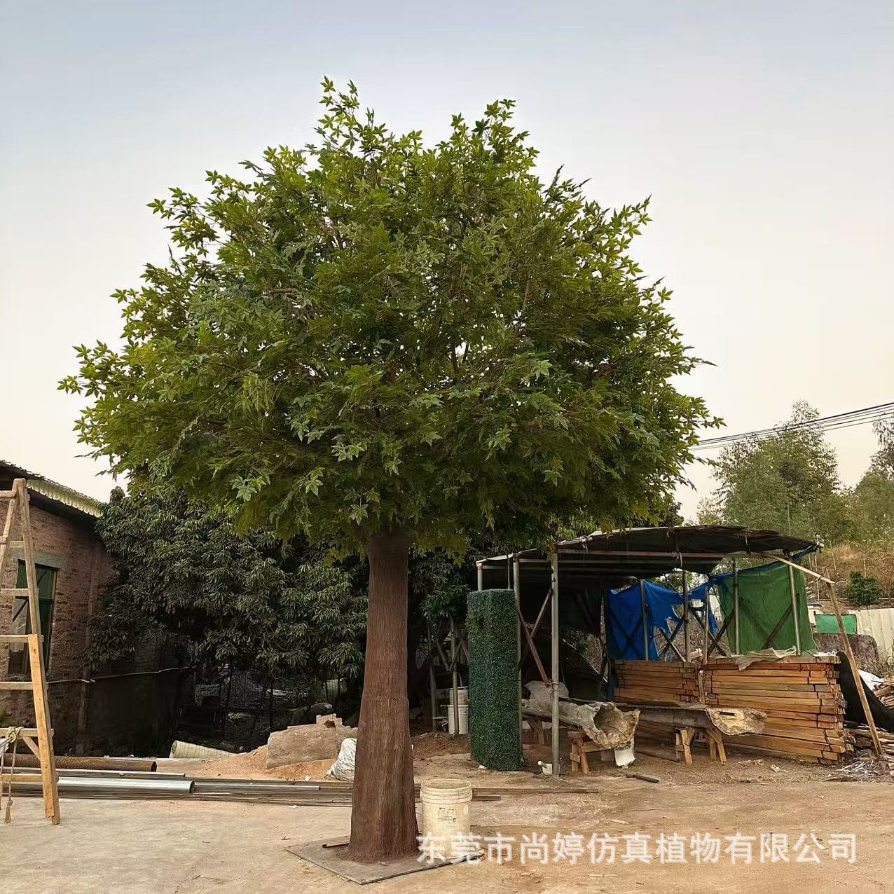 Artificial large simulated maple tree, simulated tree engineering landscaping decoration, fiberglass tree, simulated banyan tree, artificial tree