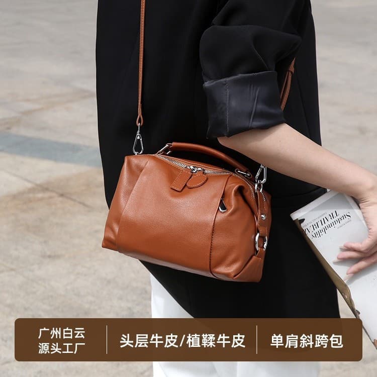 First layer cowhide Boston pillow bag women's new crossbody bag black fashion high-end soft leather handbag