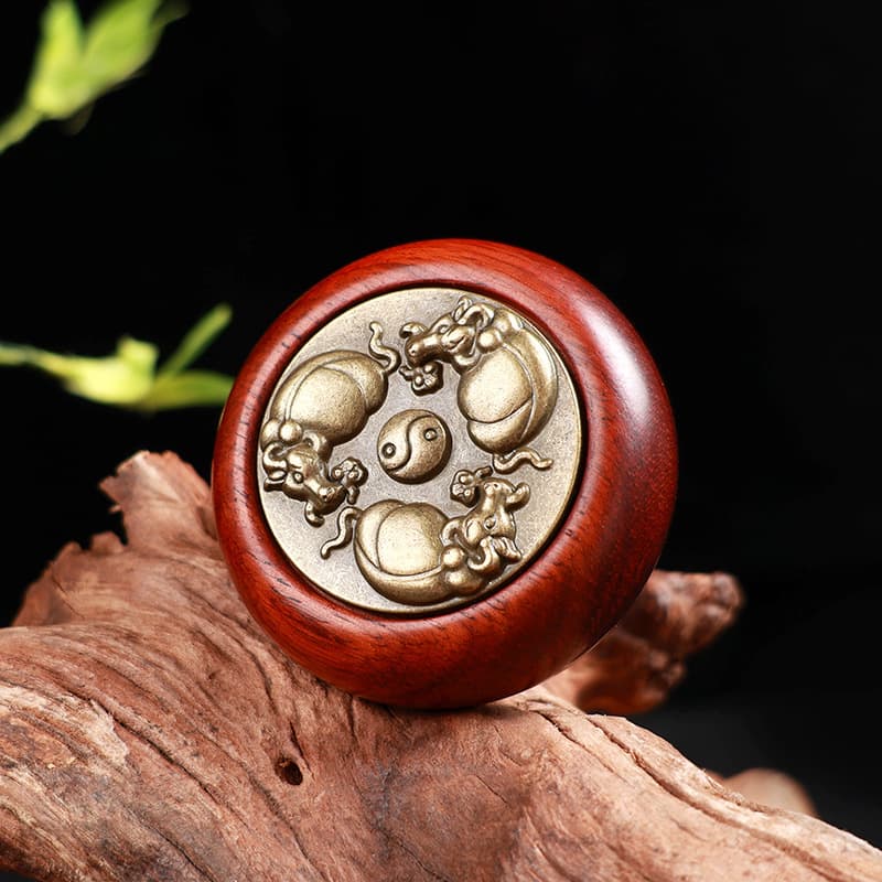 Sandalwood Rotatable Ox Turns Fortune Brass Handheld Ornament, Turn Luck Around, Wooden Portable Money-making Spinner Antique Piece