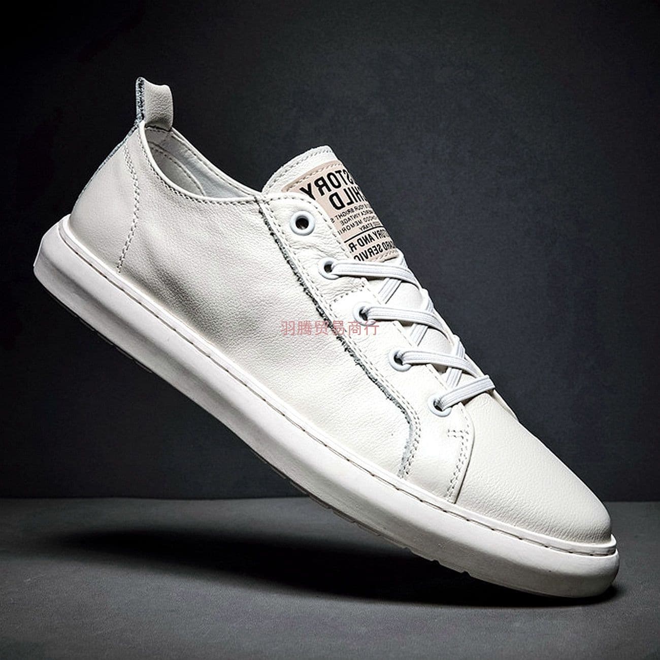 Genuine leather shoes, men's new 2025 style, white sneakers, Korean style, trendy and versatile, off-white and black.