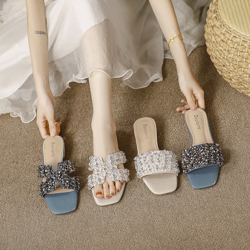 Women's Outdoor Sandals Trendy Thick Heel Beaded Diamond Beach Shoes Wide Feet Slippers Large Size 41 to 43 Summer Style