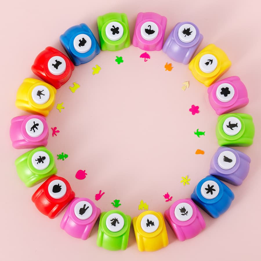 Cute small cartoon pattern puncher with heart and star shapes, children's craft material for DIY album creative embossing