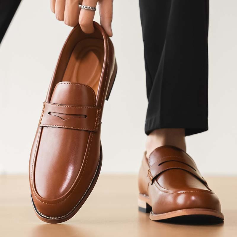 New summer slip-on loafers, black derby shoes, men's lazy business formal casual British style leather shoes
