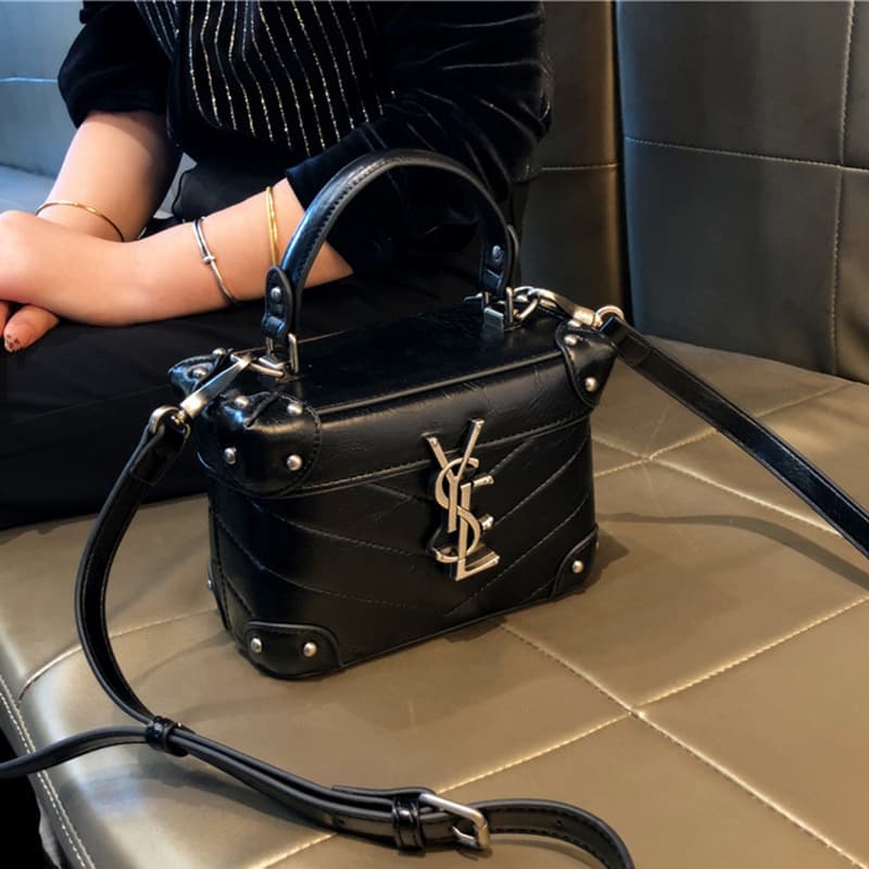 Cross-border foreign trade 2025 niche box bag women's new fashionable cosmetic bag handbag shoulder crossbody bag