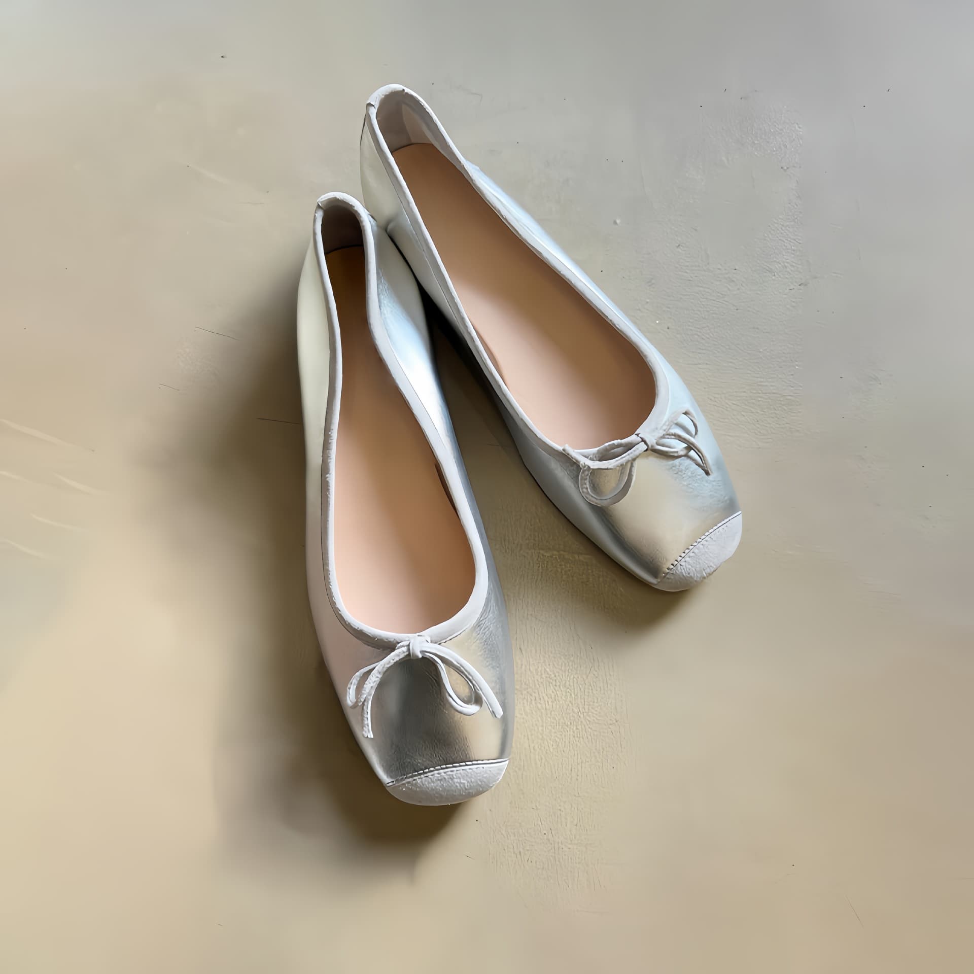 Sheepskin Version~Soft Leather Silver Square-Toe Bowknot Shallow-Cut Genuine Leather Slimming Mary Jane Shoes for Women, Flat Ballet Shoes