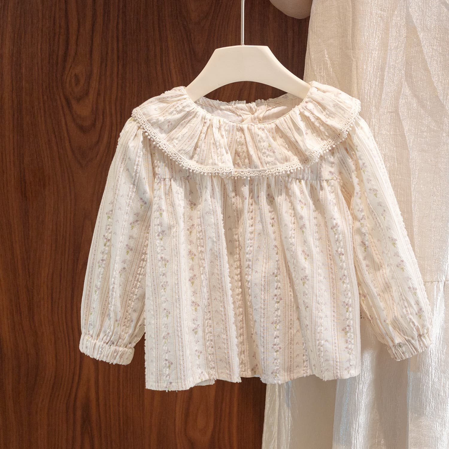 Girls' Korean-Style Children's Clothing, New Spring Models, Girls' Shirts, Floral Doll Shirts, Baby Casual Tops, Trendy