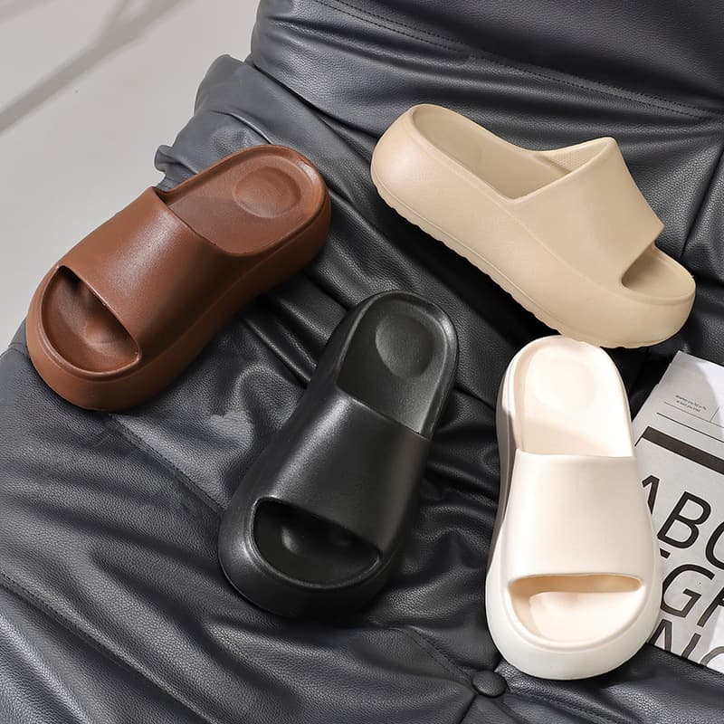Summer Thick-Soled EVA Slippers, Lightweight Solid High-Heel Platform Shoes, Fashion Outdoor Anti-Slip Anti-Odor Casual Slippers