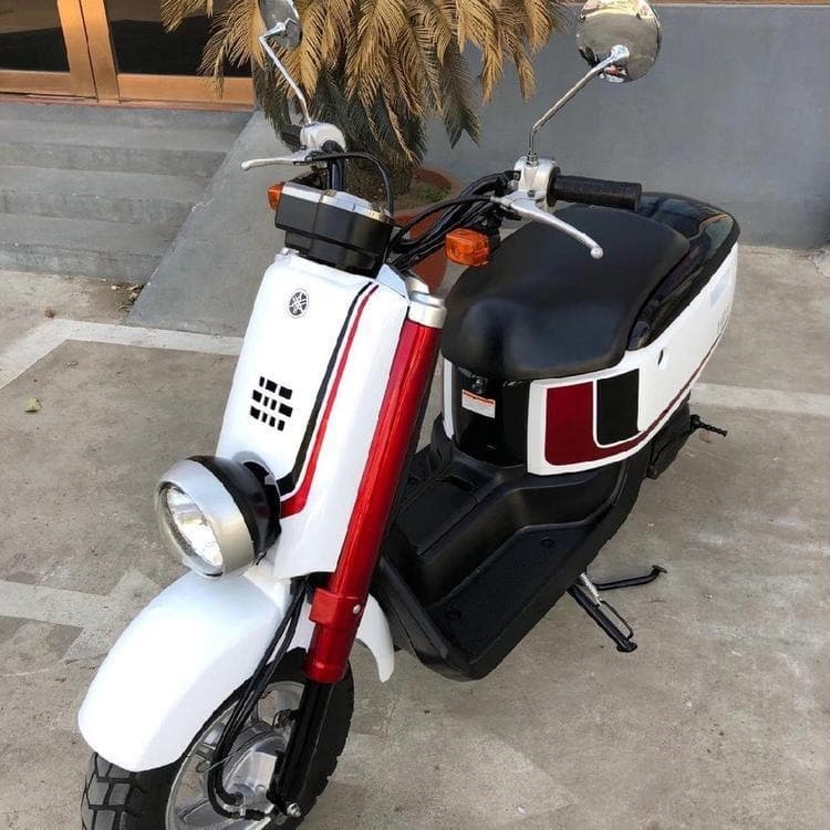 Negotiable price for Yamaha VOX Moonlight Treasure Box 50CC scooter - High-quality source.