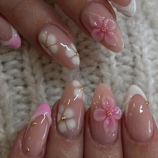 Press-On Nail Tips, Cross-Border Supply, French Gel Four-Petal Flower High-End Nail Tips, Removable Fake Nails
