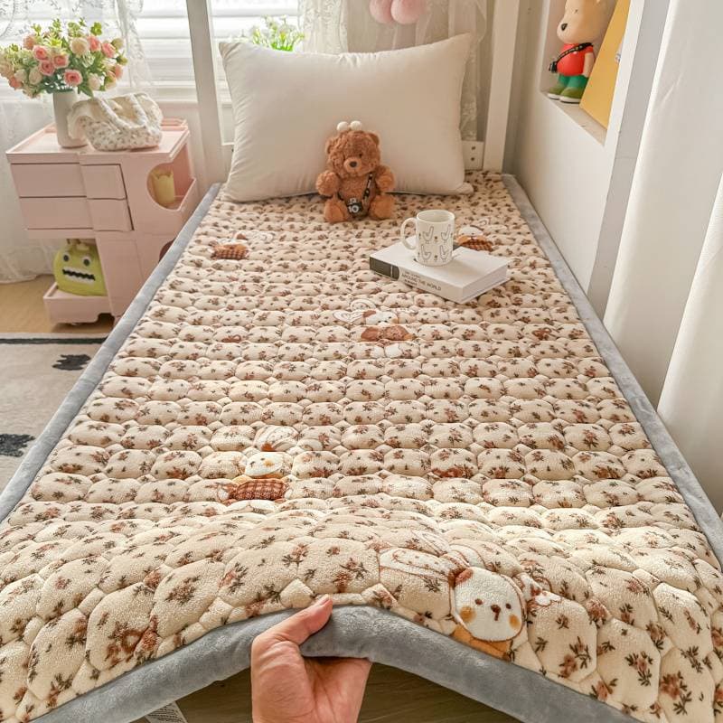 2025 New Milk Fleece Feather Cotton Mattress Pad, Student Dormitory Bedding, Home Mattress, Extra Thick Warm 3D