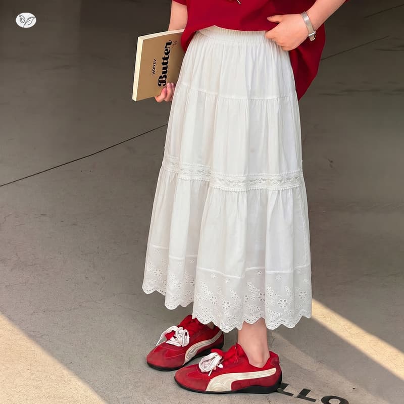 Girls Dress 2026 Summer New Style, Older Kids Versatile Hollow Out Embroidered Half Skirt Long Skirt, Lace Trim Cotton Skirt