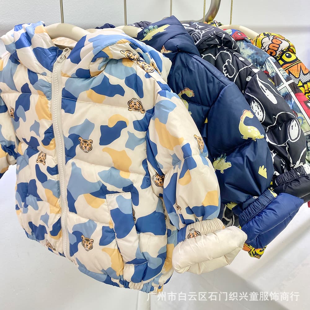 Huzhou Zhili children's down jackets for girls and boys, Balabala autumn/winter coats, final clearance wholesale.