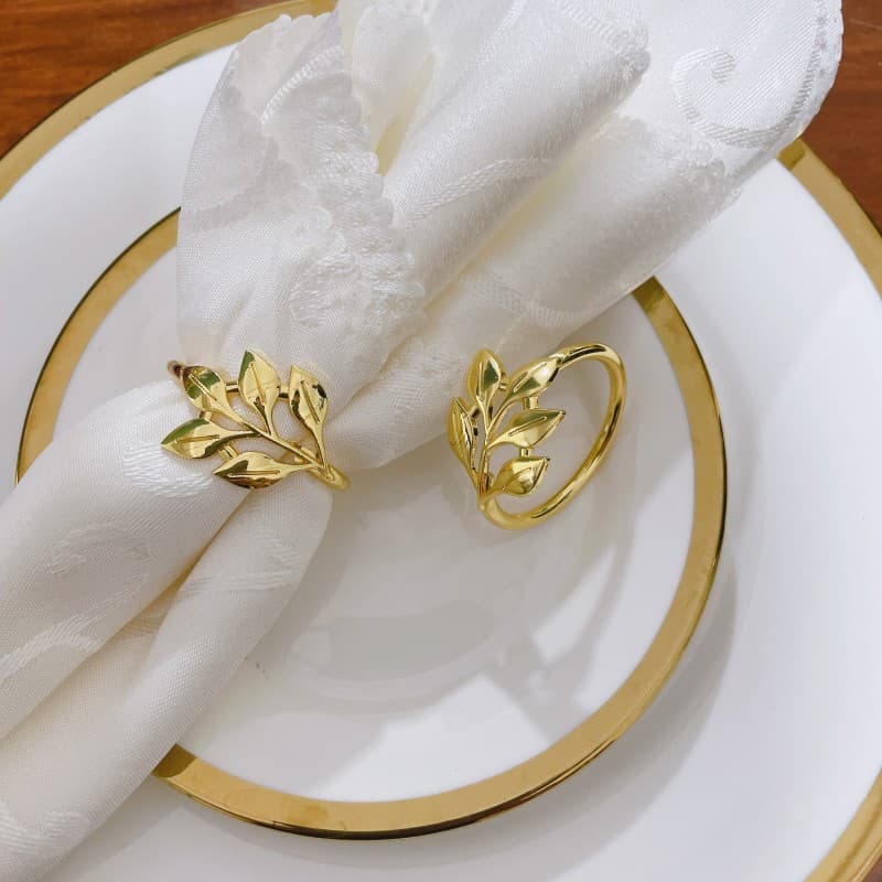 New cross-border napkin ring, leaf-shaped napkin buckle, high-end metal napkin ring, hotel table setting.