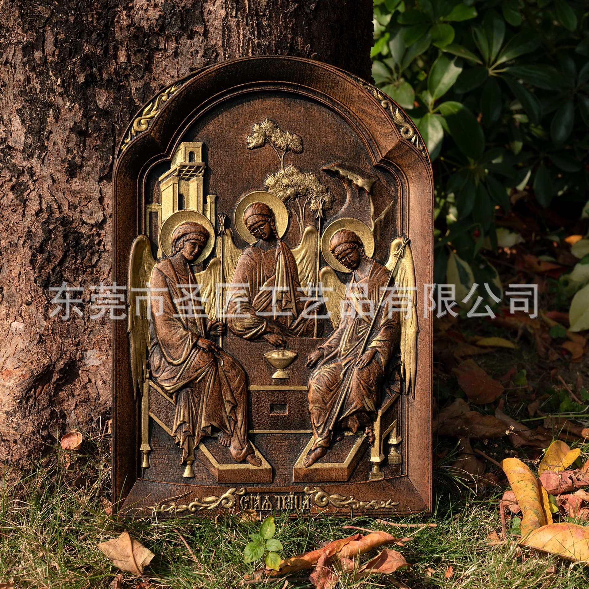 Holy Trinity Byzantine Icon Carved Wooden Sculpture Decorative Piece for Living Room Wall Hanging European Style Furniture