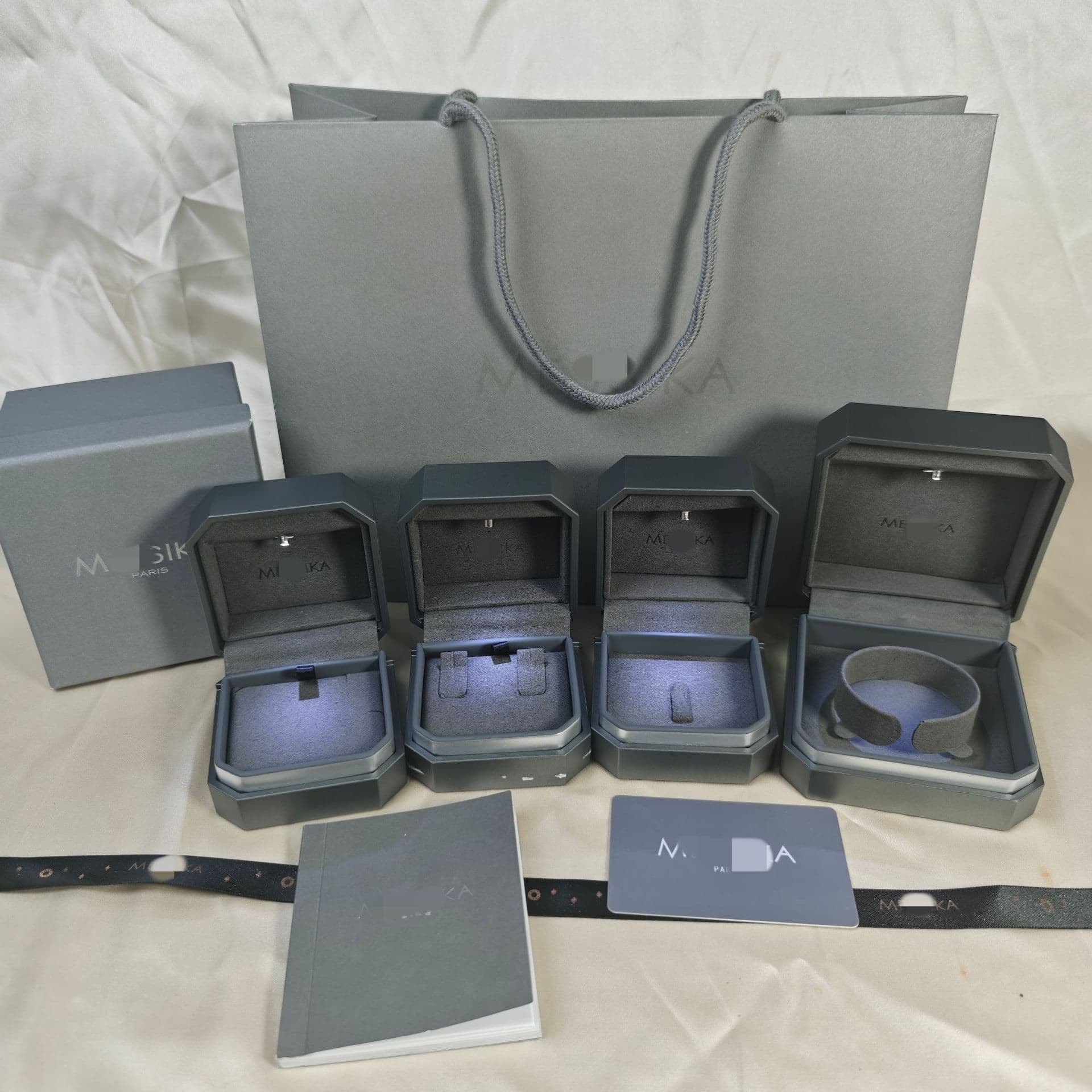 Messi card with light jewelry packaging box Meijia LED light necklace box bracelet earrings ring gift box cross-border hot sale
