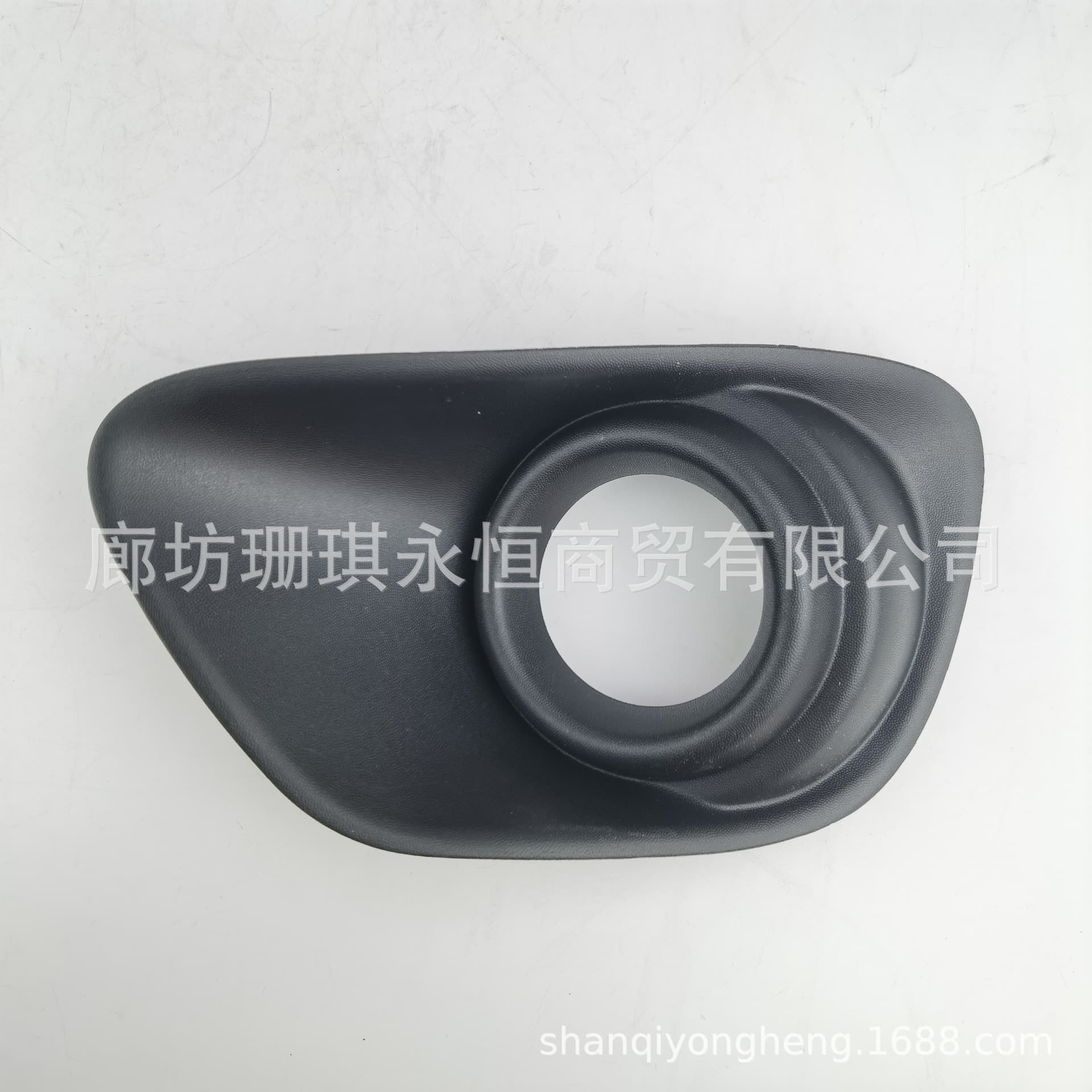 Suitable for Jeep Compass fog light bezels 68109870AA 68109871AA automotive parts