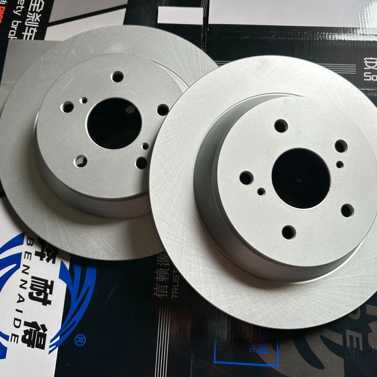 Manufacturer wholesale high-performance brake discs compatible with Skyworth EV6 rear discs/Skyworth ET5 rear disc brake discs