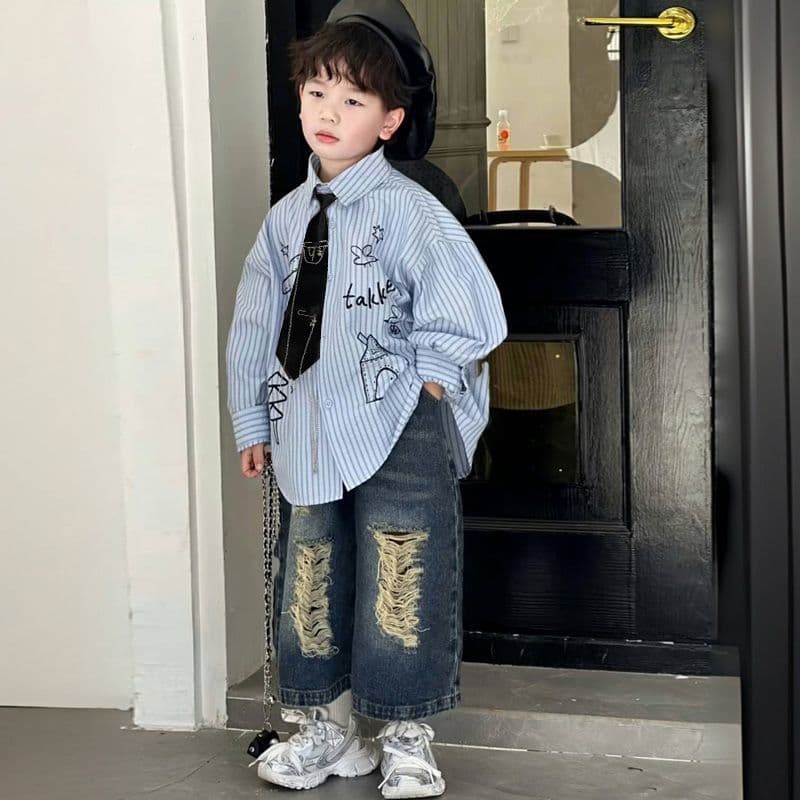 Children's shirts 2026 autumn new Korean style boys striped shirt loose jacket ripped jeans suit trendy