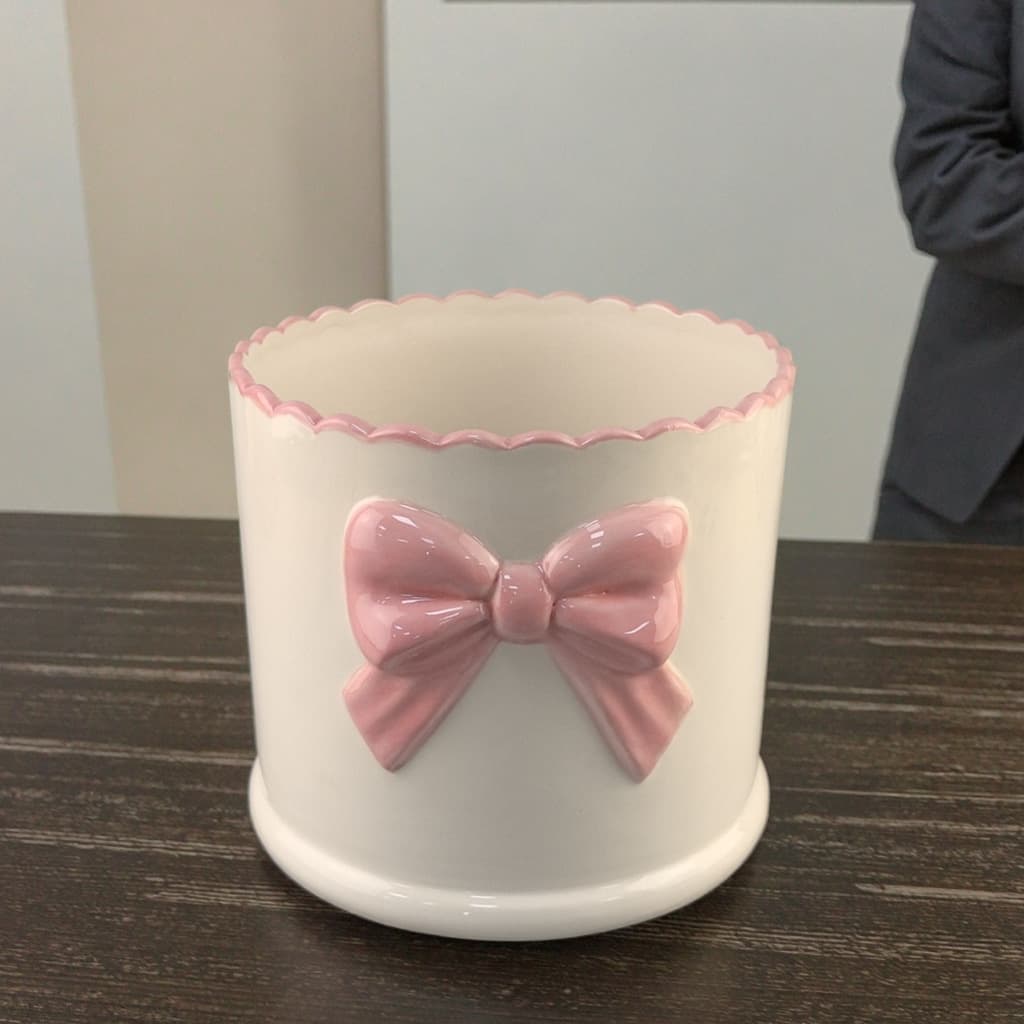 Cross-border Ceramic Pink Large Bow Flower Pot Home Decoration Creative Ornament Living Room Decor High Aesthetic Ins Style