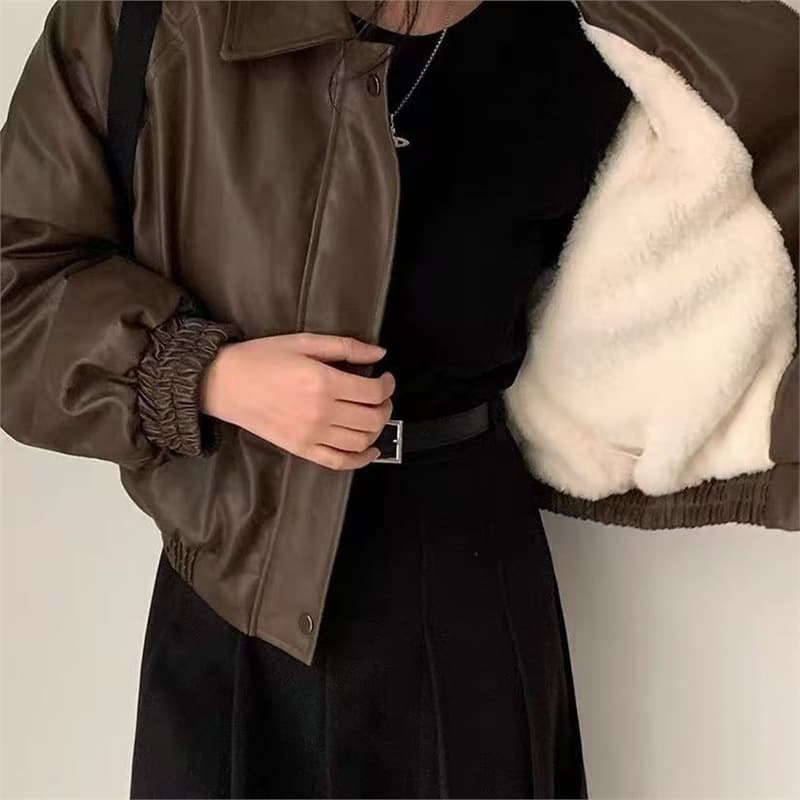 2025 Autumn/Winter Korean Style Fleece-Lined Leather Jacket for Women, PU Leather, Loose Fit, Thickened, New Style, Short Top for Petite Women