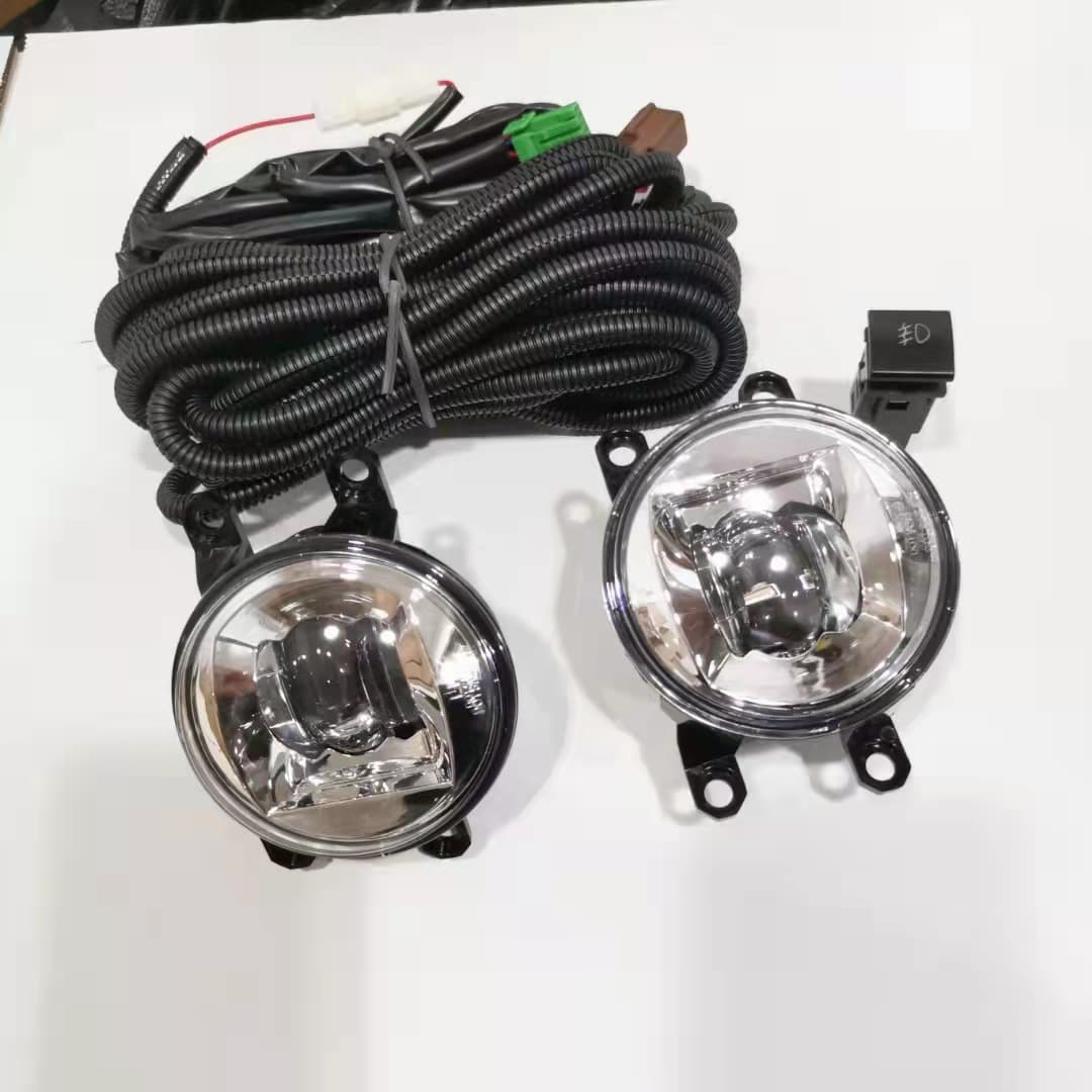 Front LED Fog Light Daytime Running Light for New Toyota Corolla Camry Sienna Hilux Tacoma