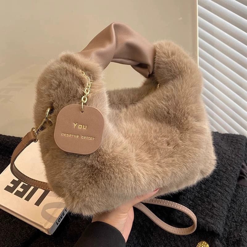 Plush Handbag for Women New Fashion Autumn Winter Textured Fuzzy Bag Versatile Niche Chain Crossbody Bag