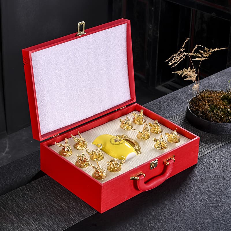 Manufacturer 12 Chinese Zodiac Animal Head Ceramic Liquor Cup Set with Dispenser, Business Winery Gift Set with Logo